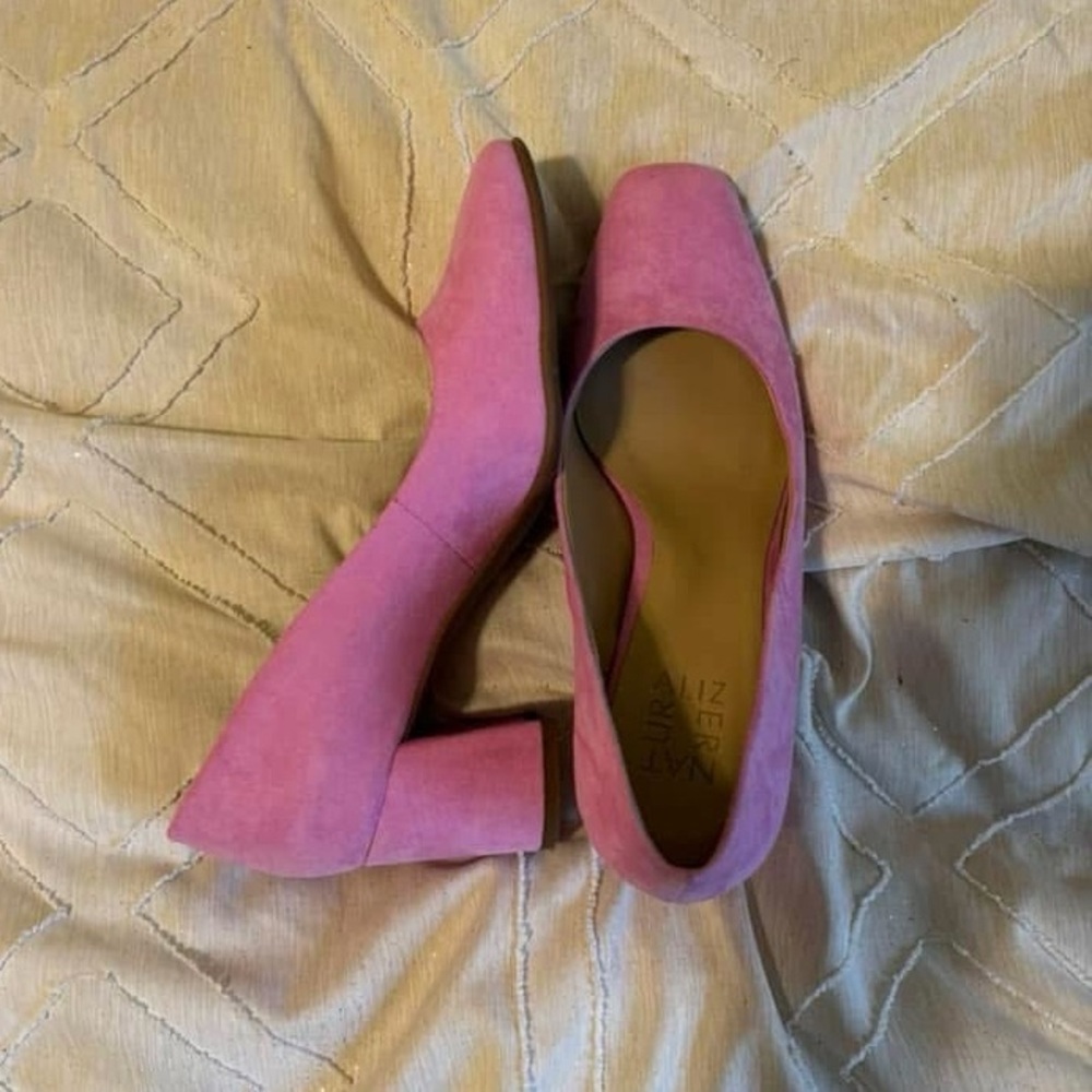 Naturalizer Pink Suede Heels